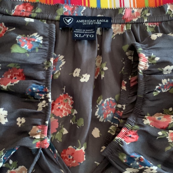 American Eagle Outfitters Tie Neck Top Size XL - Picture 9 of 11